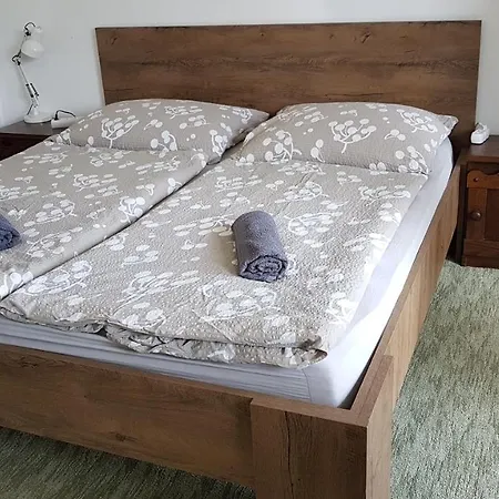 Naperkely Apartman